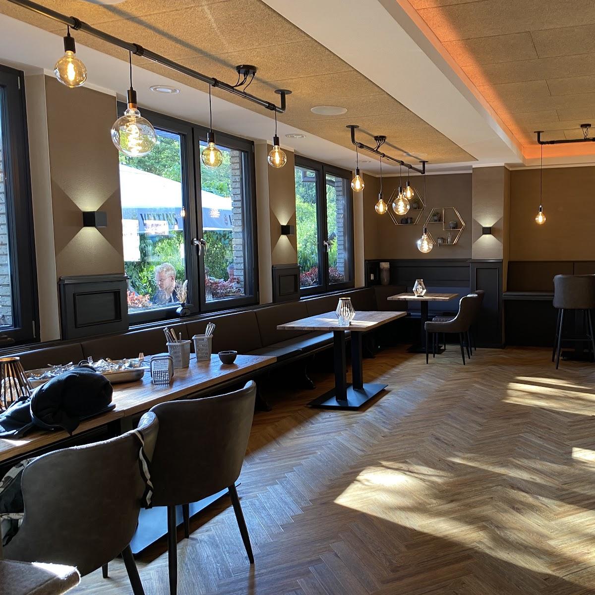 Restaurant "Flötzinger Alm" in Bad Laer