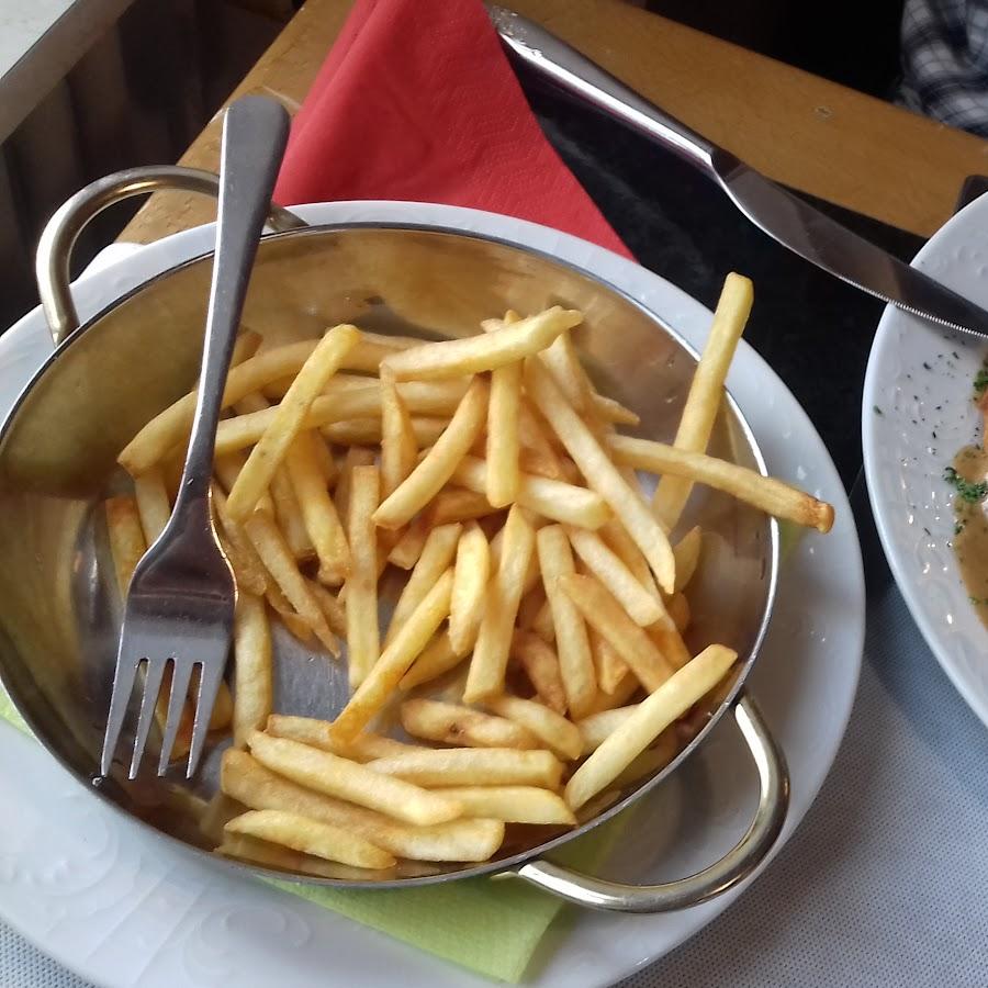 Restaurant "Gaststätte Kranz - Familie Osmoni" in Tengen