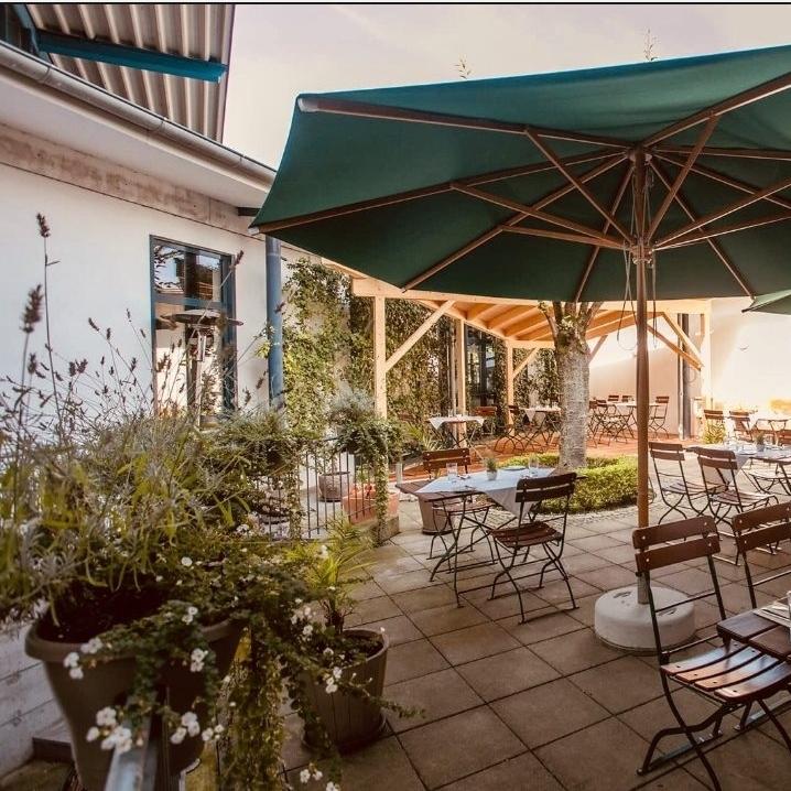 Restaurant "Sperling Speiselokal" in  Großmehring