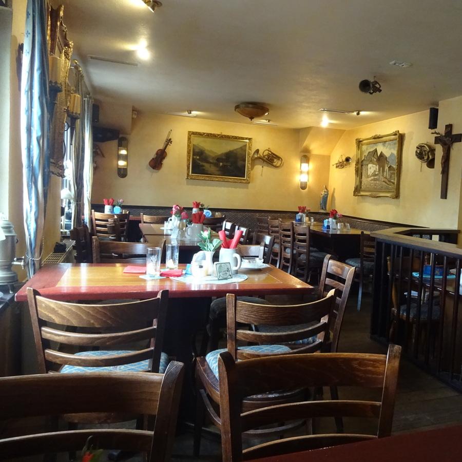 Restaurant "Bayrisches Restaurant Löwenstüberl" in Taunusstein