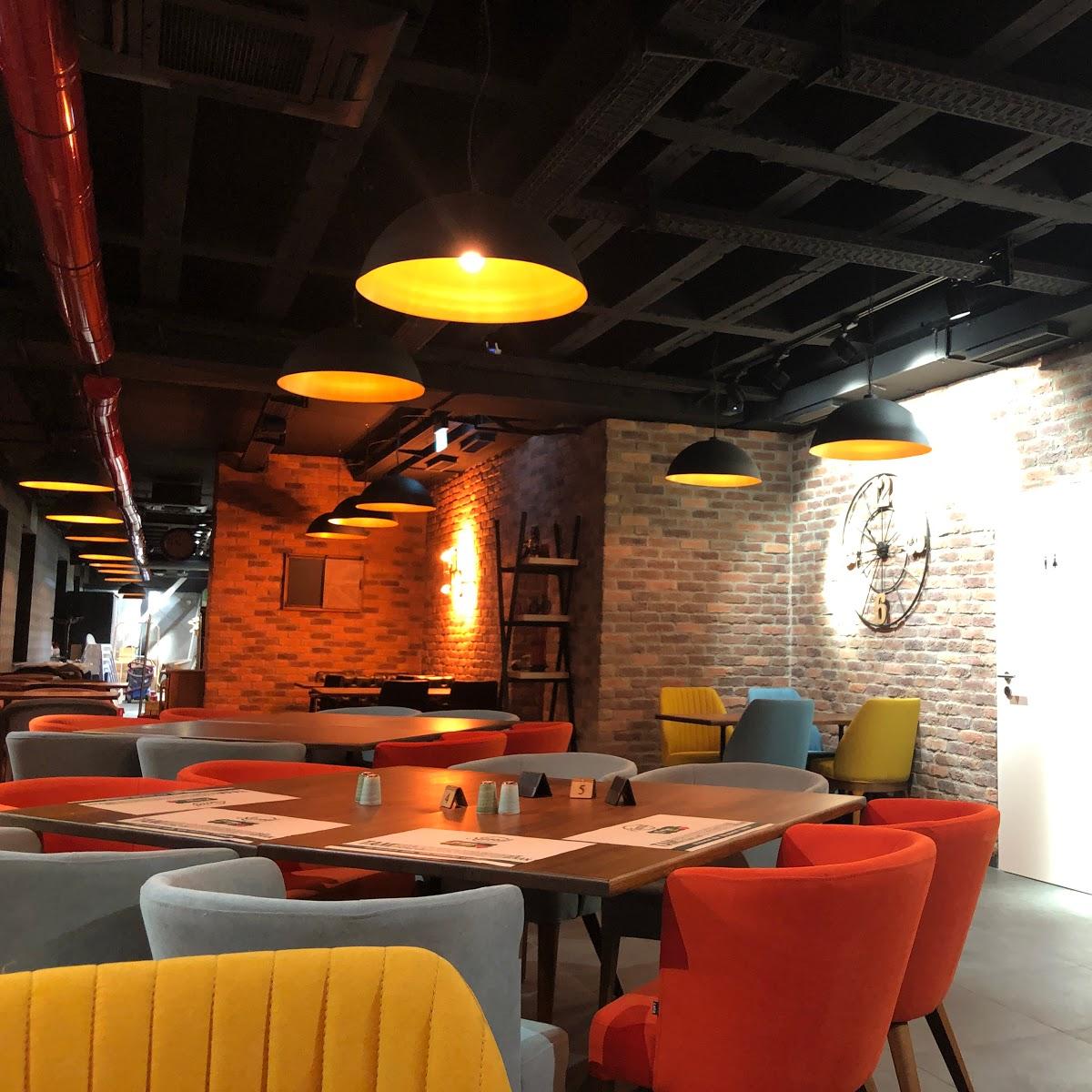 Restaurant "Restaurant  Goldenes Faß " in  Main