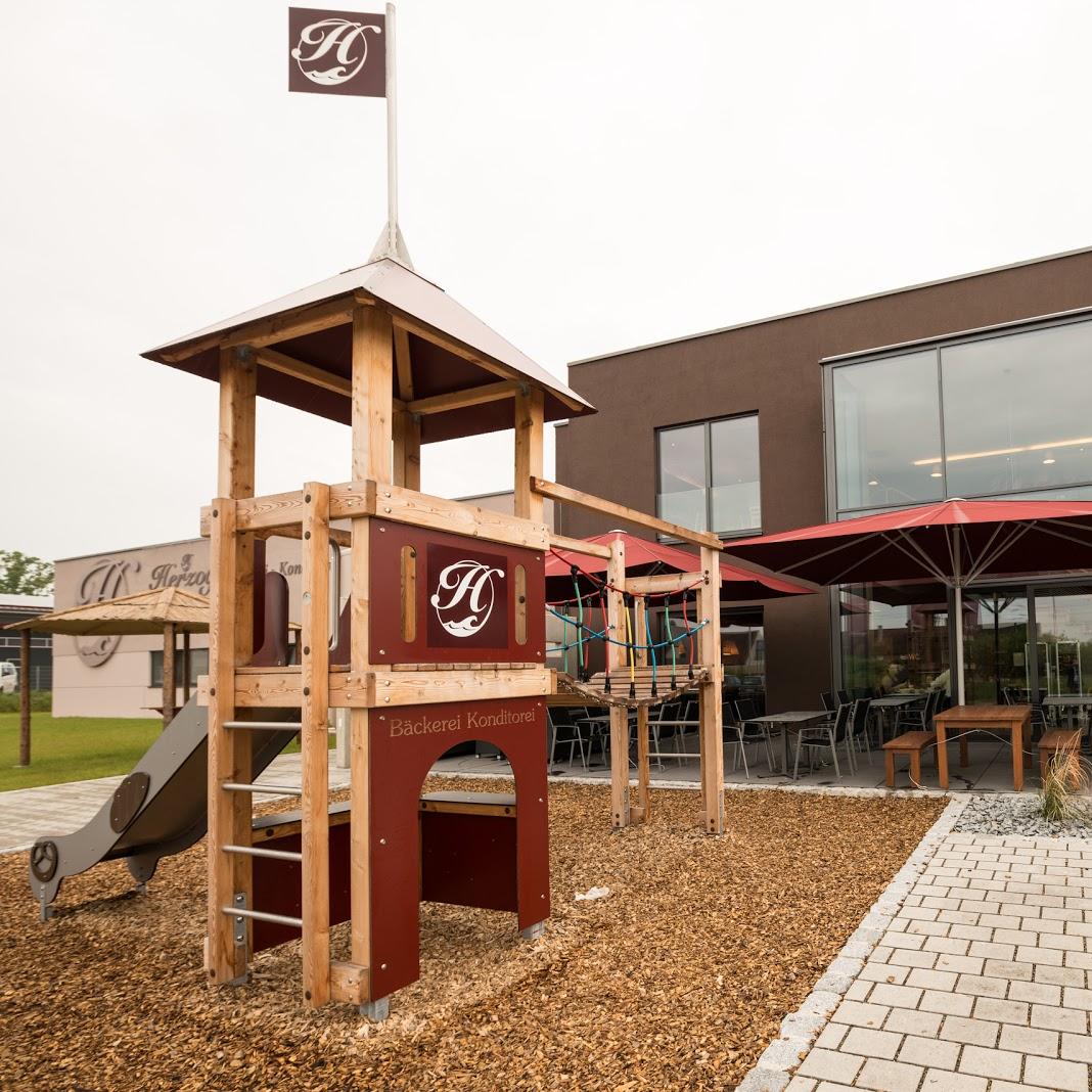 Restaurant "Bäckerei Konditorei Café Herzog Hauptgeschäft" in Muhr am See