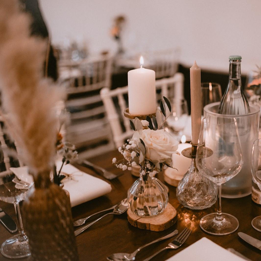 Restaurant " Altes Zollhaus Zons  FFG Service GmbH" in Dormagen