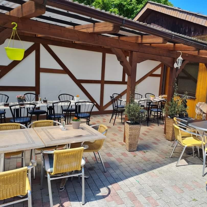 Restaurant "Bad-Gaststätte" in Schefflenz