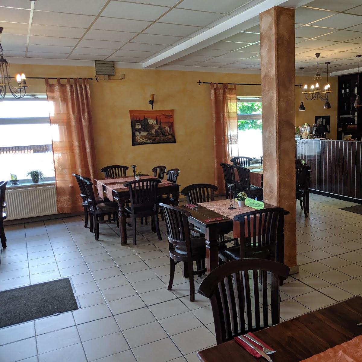 Restaurant "Pizzeria Al Castello" in Runding