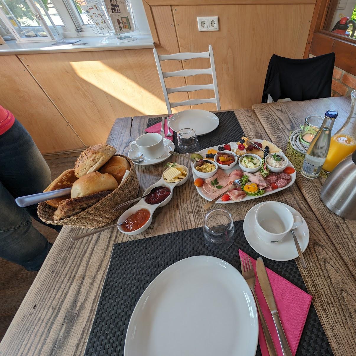 Restaurant "Dorf-Kultur-Erbe Altenhagen I eG" in Springe