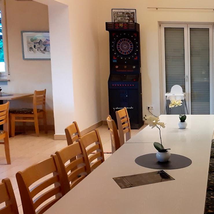 Restaurant "Rali & Rossi´s Sportgaststätte  Griechische, Bulgarische & Deutsche Spezialitäten" in Adelsried