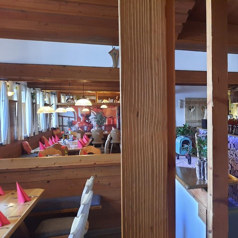 Restaurant "Schloßgaststätte Falkenberg" in Moosach