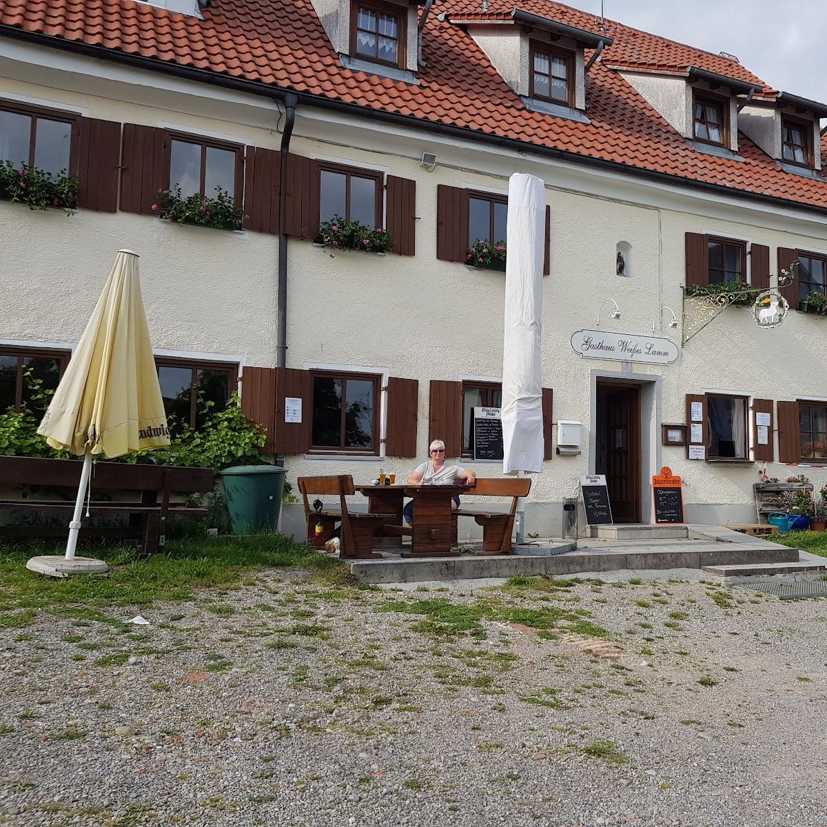 Restaurant "Gasthaus Weißes Lamm" in Penzing