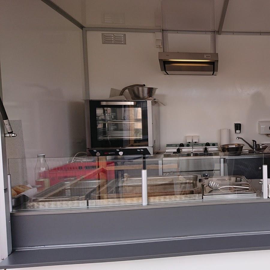 Restaurant "Karina‘s Imbiss" in  Eresing