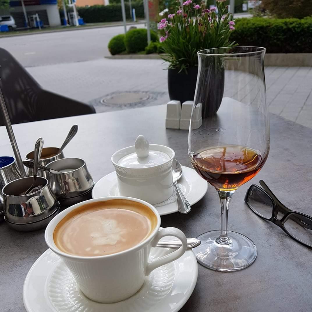 Restaurant "Gasthof Weiß" in  Spatzenhausen