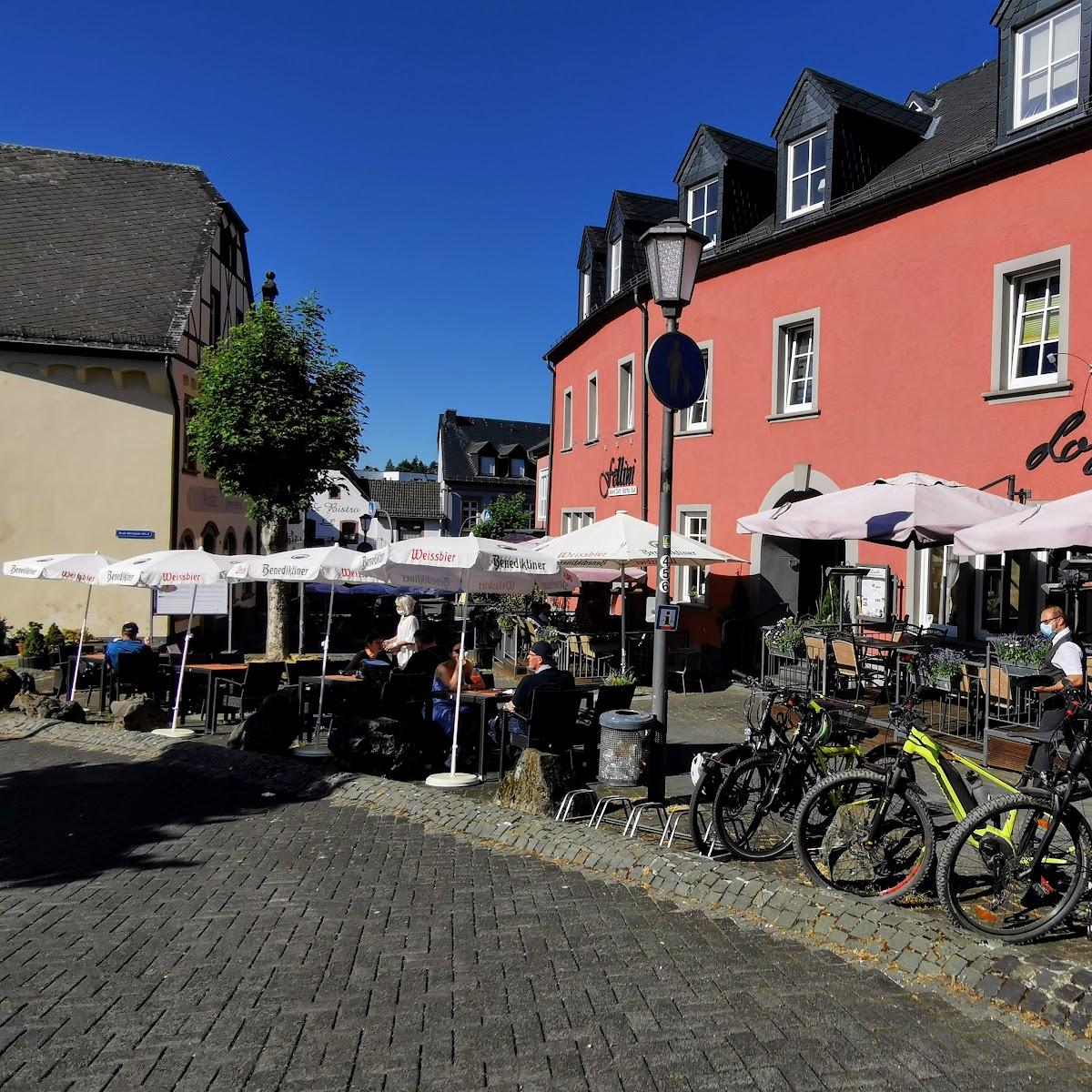 Restaurant "Mehdis Burgersaloon | Montags kein Lieferservice Dienstag - Sonntag 17 - 22 Uhr |" in Hillesheim