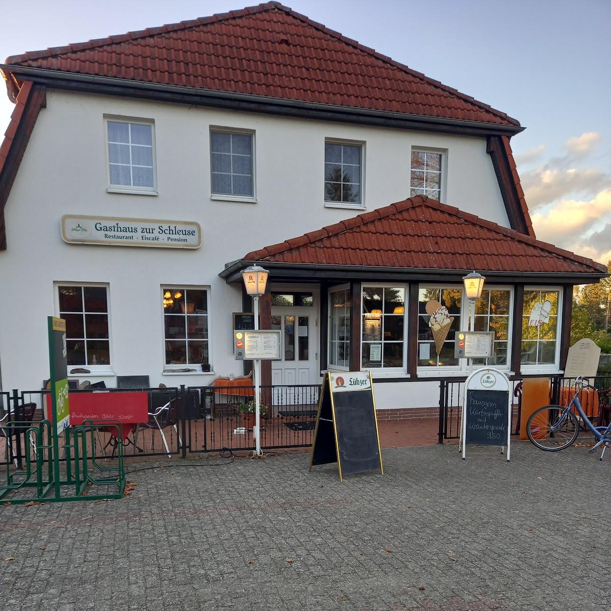 Restaurant "Gasthaus Zur Schleuse" in Wustrow