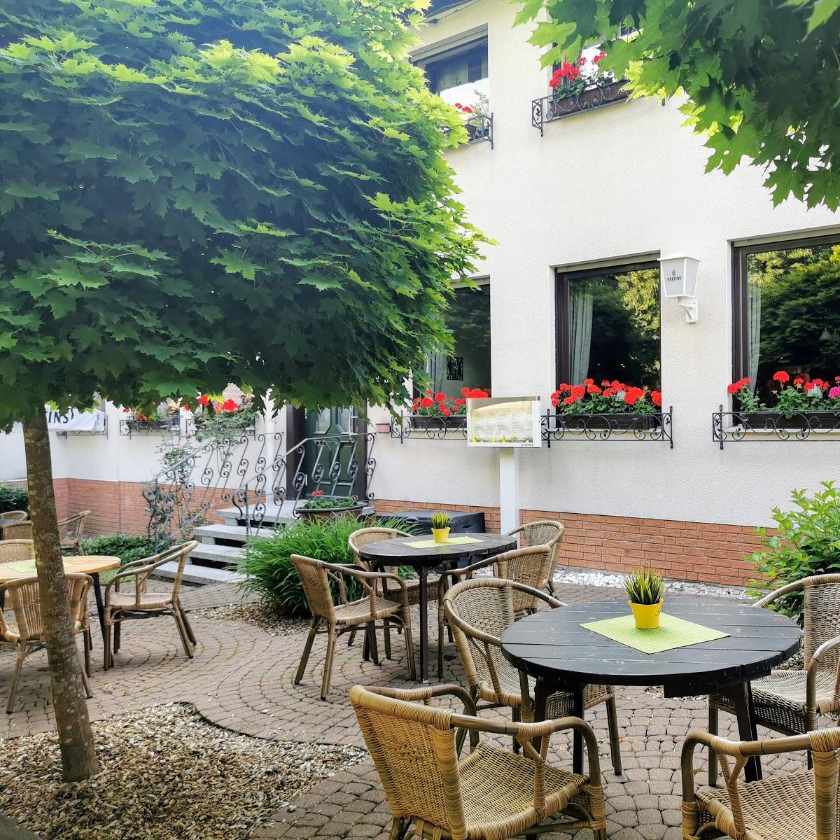 Restaurant "Eiscafé Cortina Dahlbruch" in  Hilchenbach