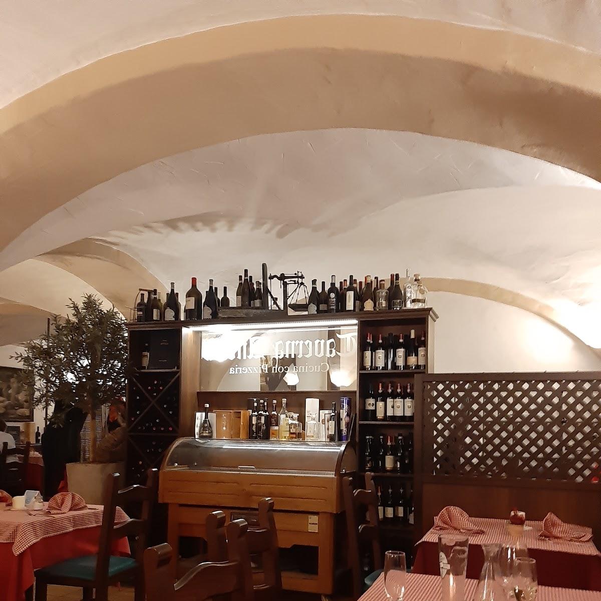 Restaurant "Taverna Antica" in  Inn