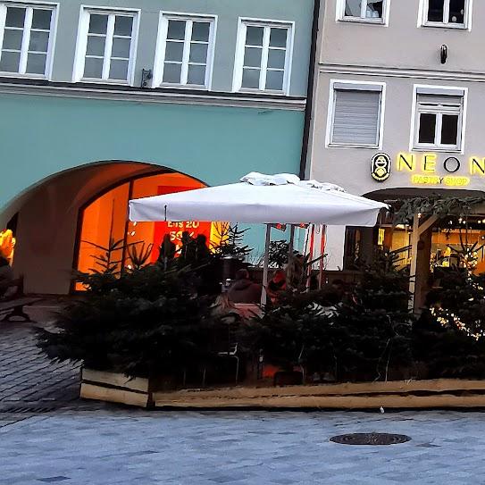 Restaurant "NEON LANDSHUT Café" in Landshut