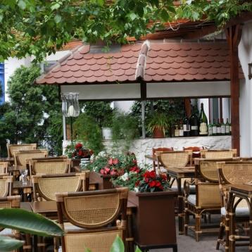 Restaurant "Hotel Pfauen - Villa Thai Restaurant" in Umkirch