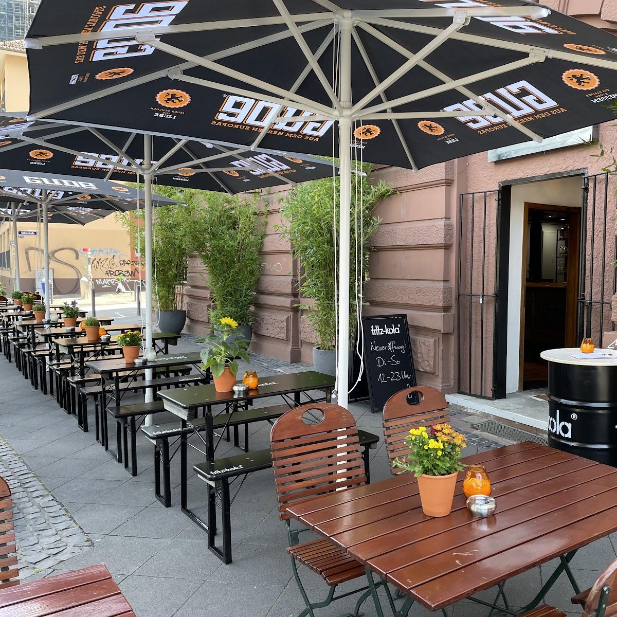 Restaurant "Gasthaus Zum Eisernen Steg" in Frankfurt am Main