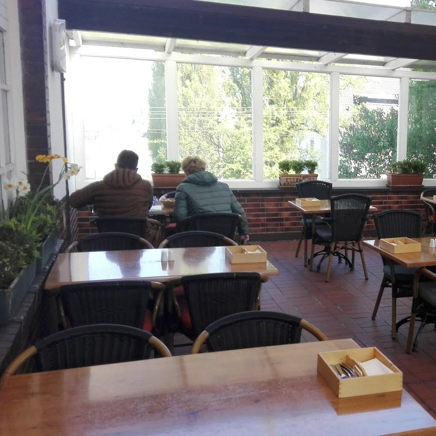 Restaurant "Trattoria Ferrara" in  Weißenthurm