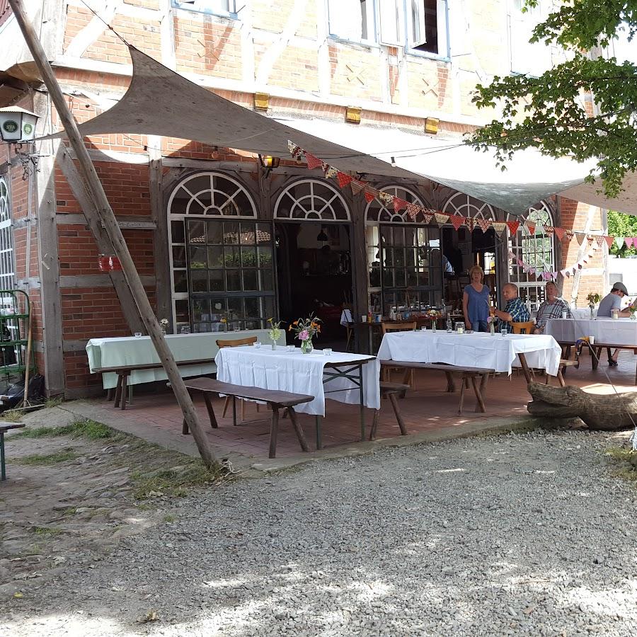 Restaurant "Meuchefitzer Gasthof- und Werkstätten GmbH" in Küsten