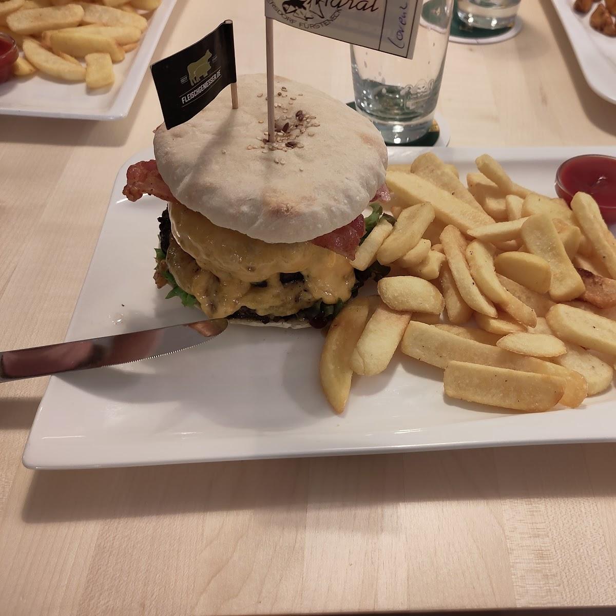 Restaurant "Gasthaus Pieringer" in Fürsteneck