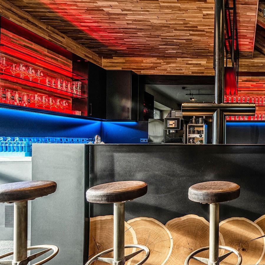 Restaurant "Lindlbauer - Cafe & Bar" in Tittling