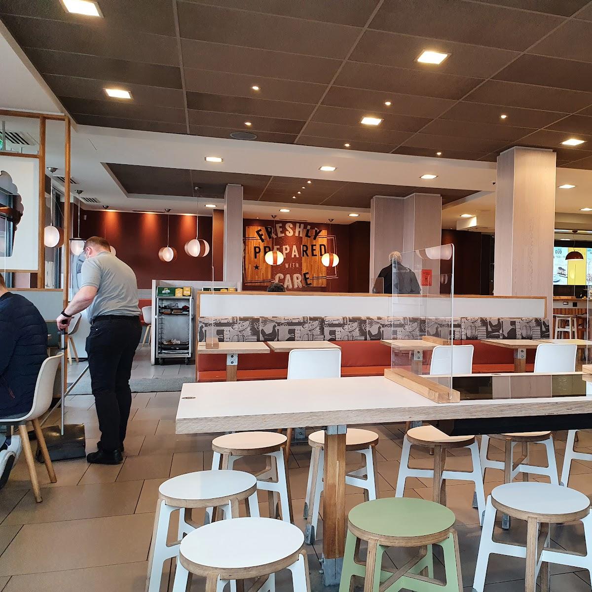 Restaurant "McDonald