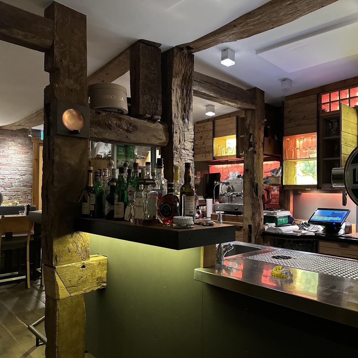 Restaurant "Trattoria da Monaci" in Lollar