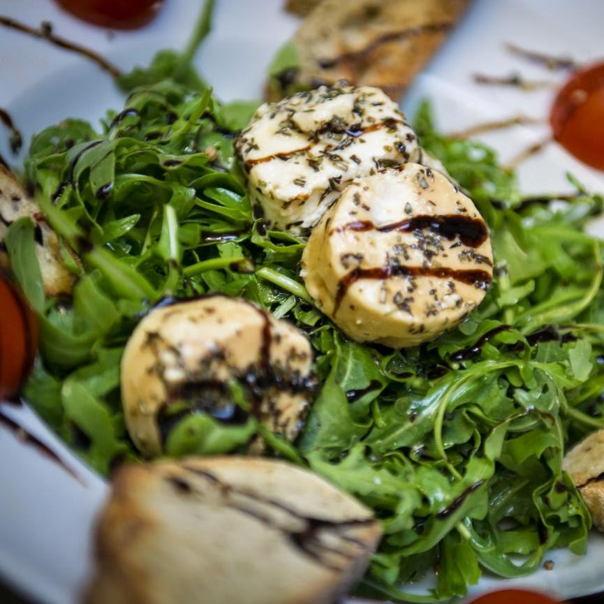 Restaurant "Harmonie-Balkan Grill & Pizza" in  Abensberg