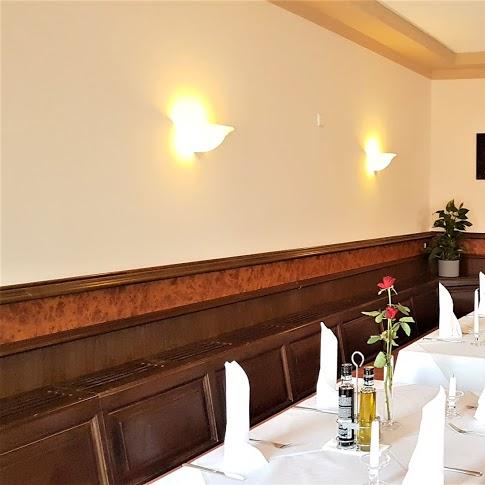 Restaurant "Corte Della Rose" in  Kissing