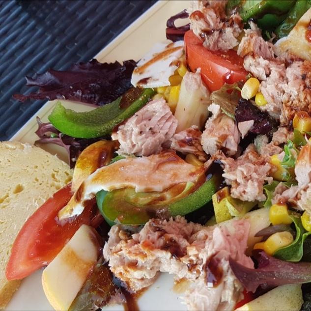 Restaurant "Quirins Hühnerhütte" in  Inn