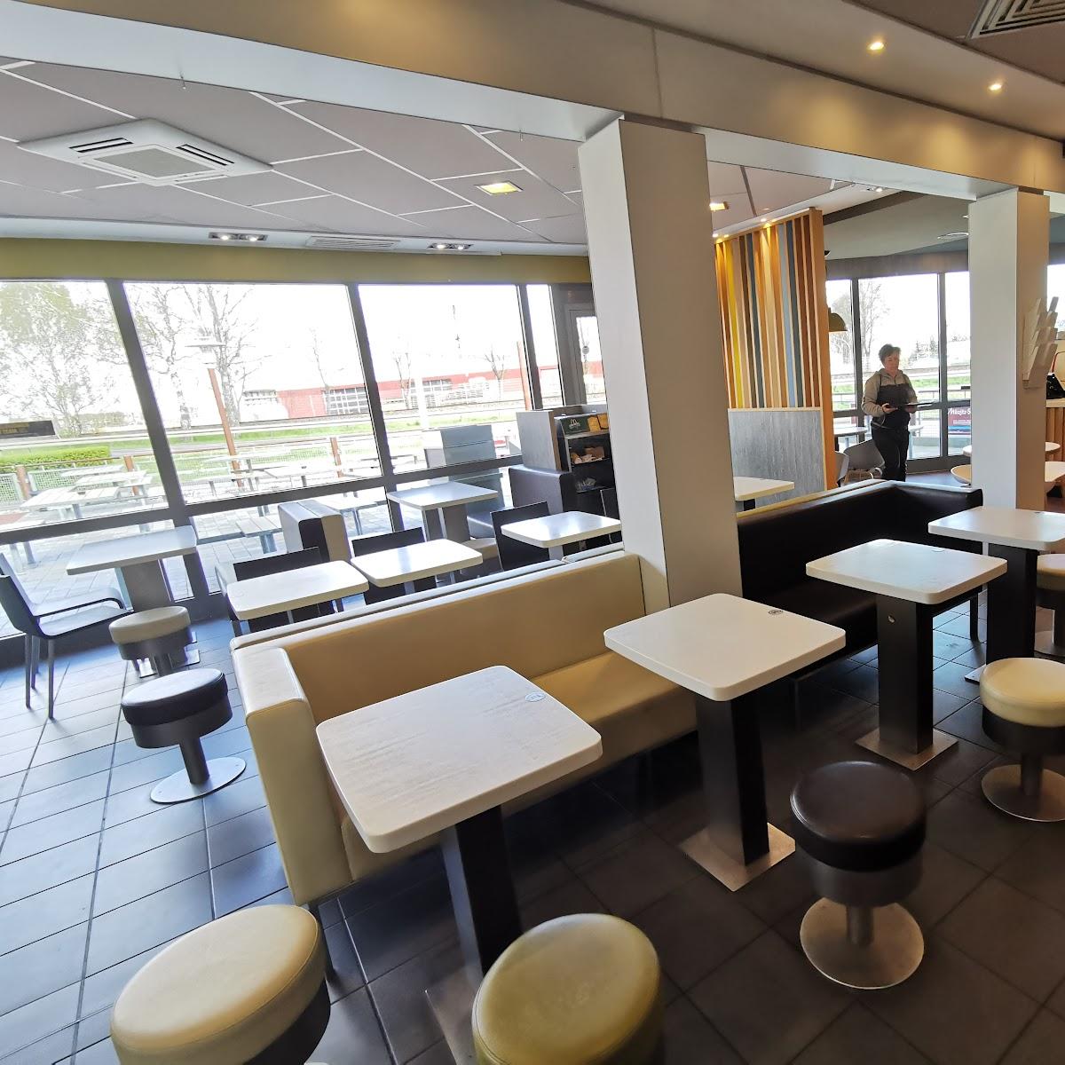 Restaurant "McDonald