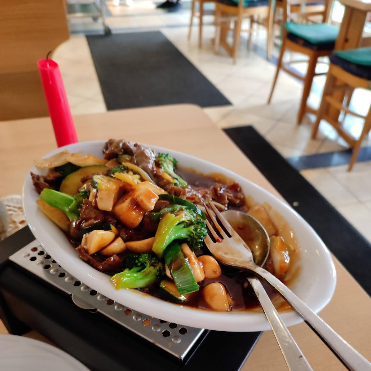 Restaurant "Golden Wok" in Friesoythe