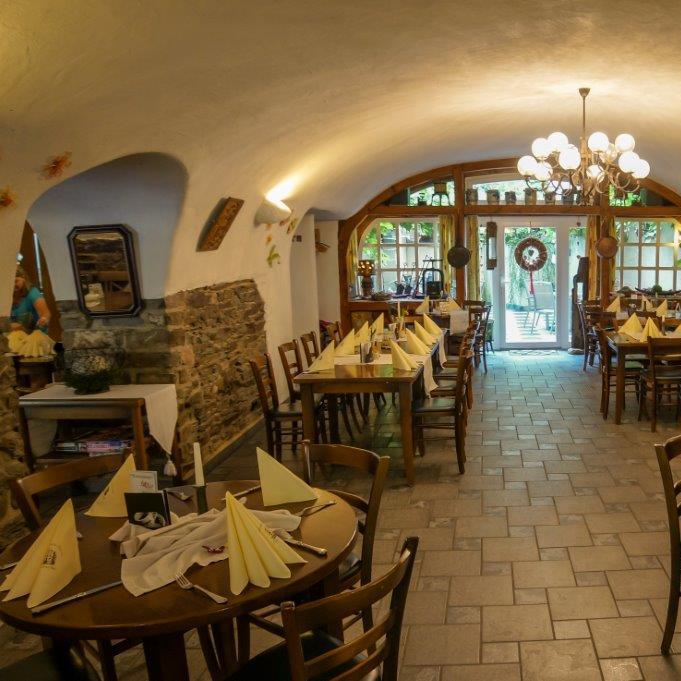Restaurant "Gasthof Onkel Willi" in  Cochem