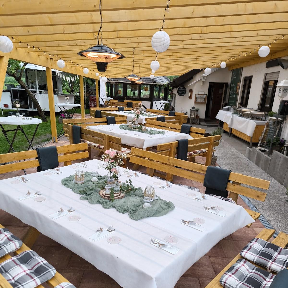 Restaurant "Gasthaus - Ferienwohnung Glückstein" in Sulzdorf an der Lederhecke