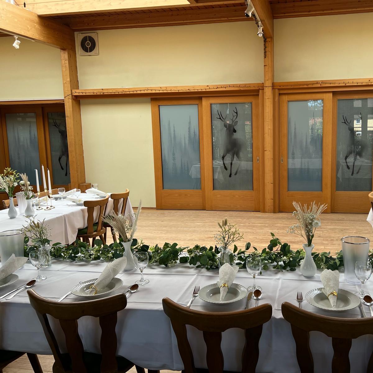 Restaurant "Gaststätte Brauner Hirsch" in Isenbüttel