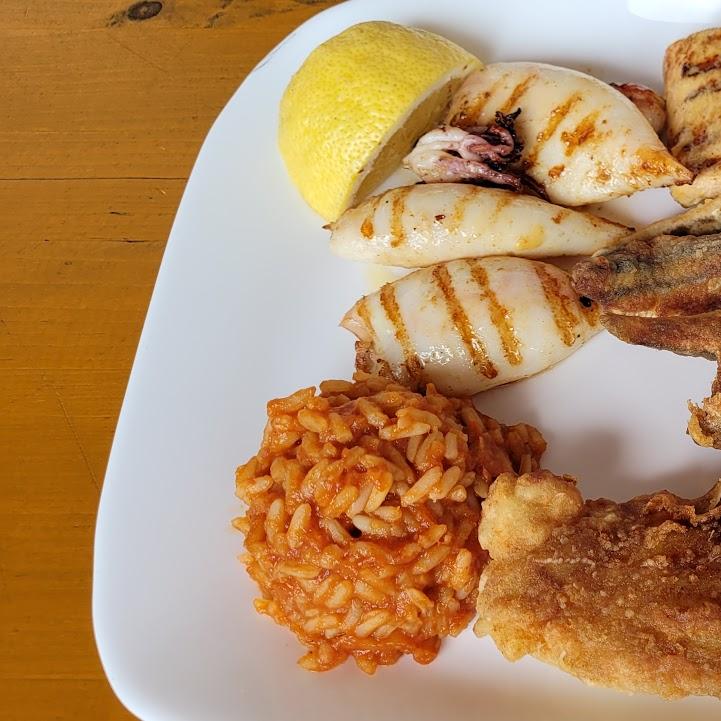 Restaurant "Taverne Nikos Sportheimwirtschaft" in  Aindling