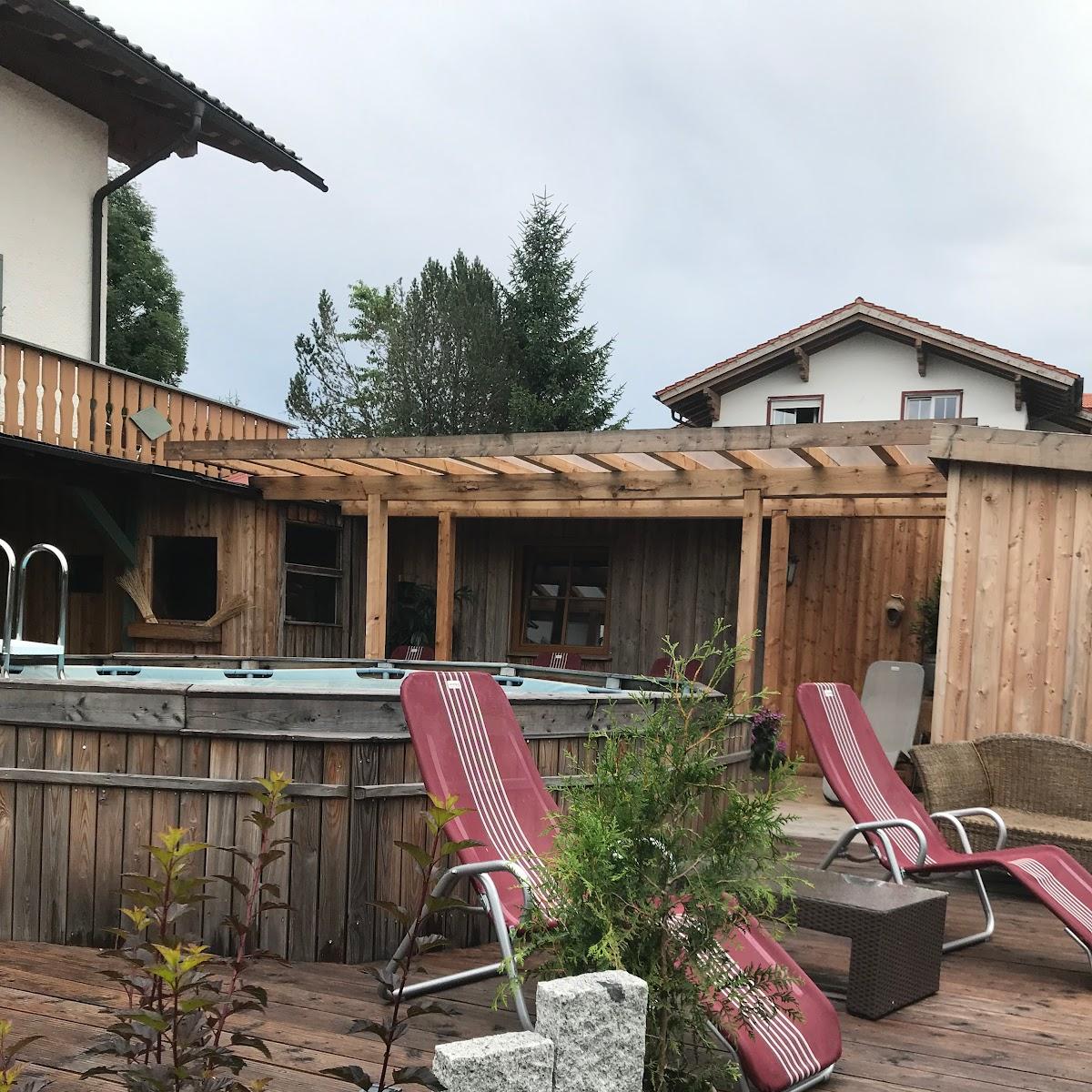 Restaurant "Landgasthof ZUR NEUEN POST" in Hinterschmiding