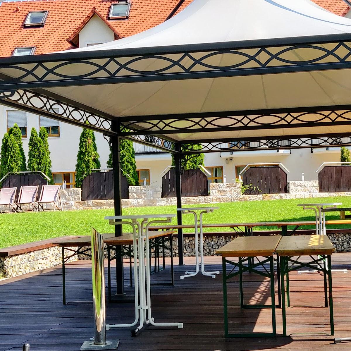 Restaurant "Gasthof Metzgerei Scharfes Eck Niebler" in  Alfeld