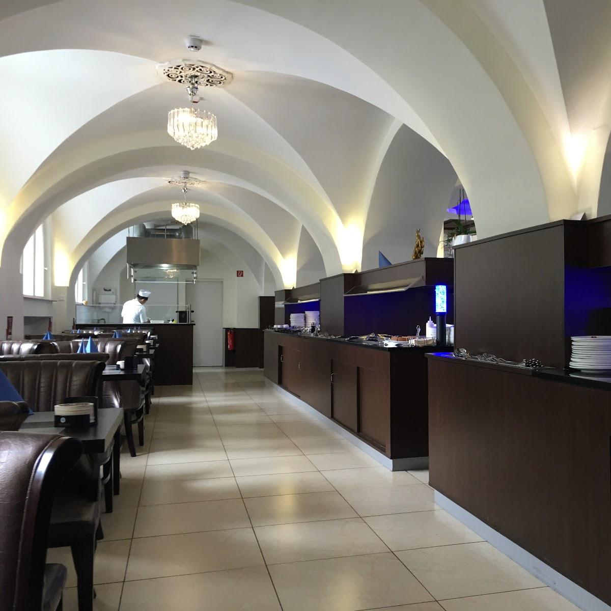 Restaurant "Chou Shi Ratskeller" in Remscheid