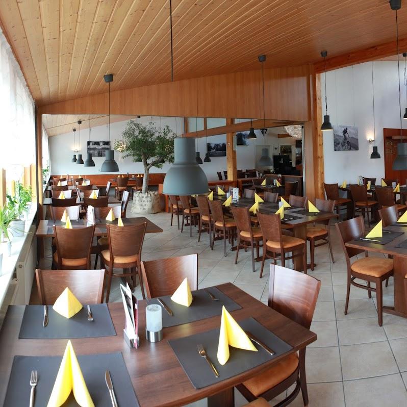 Restaurant "NEUNZEHN21 Restaurant Sportsbar" in Gechingen