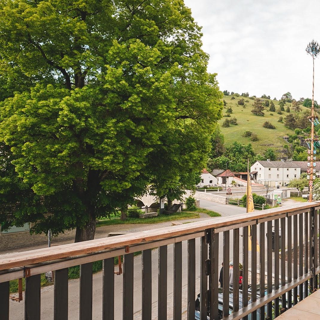 Restaurant "Landgasthof Raffelsteiner Hof  Garni " in Mörnsheim