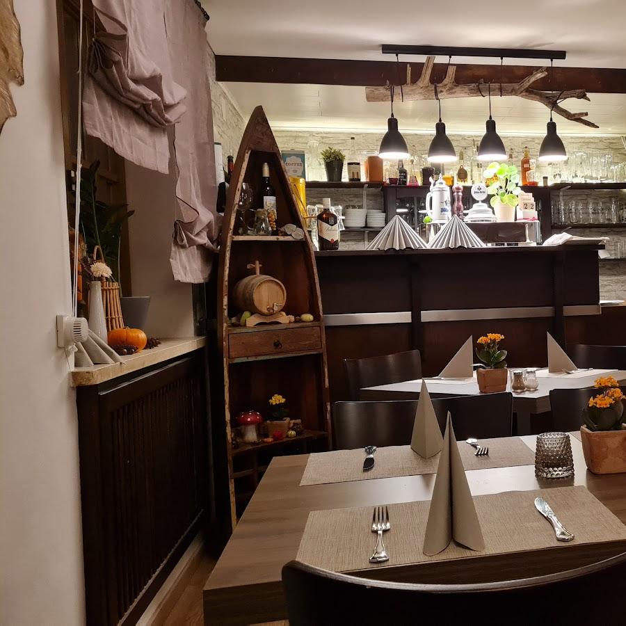 Restaurant "Landgasthof  Zum goldenen Stern " in Großheirath