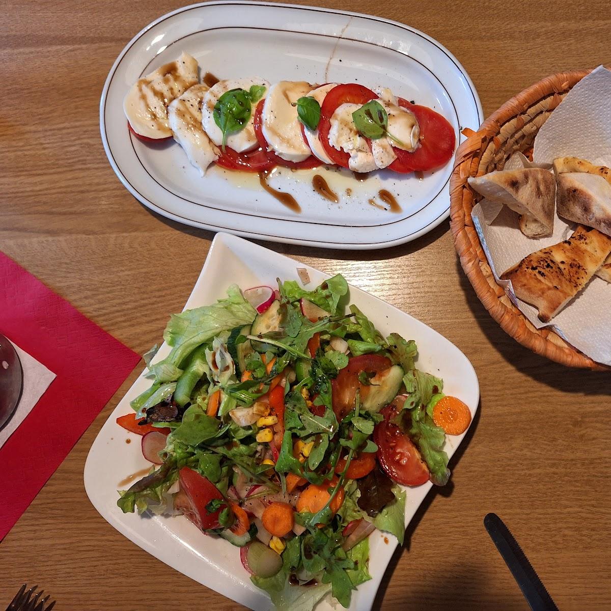Restaurant "Pizzeria La Terrazza Lucana" in Fahrenzhausen