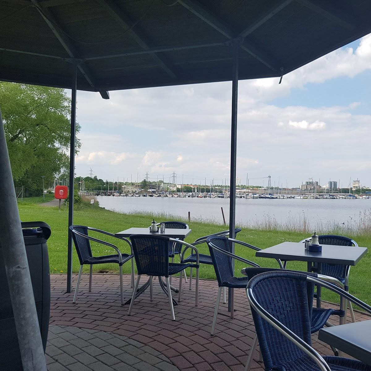 Restaurant "Segler-Verein Schlutup von 1978 e. V. Geschäftsstelle" in  Lübeck