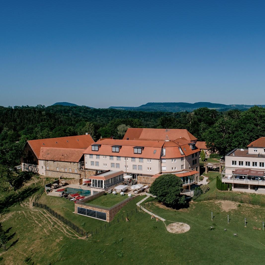 Restaurant "Burg Staufeneck" in Salach