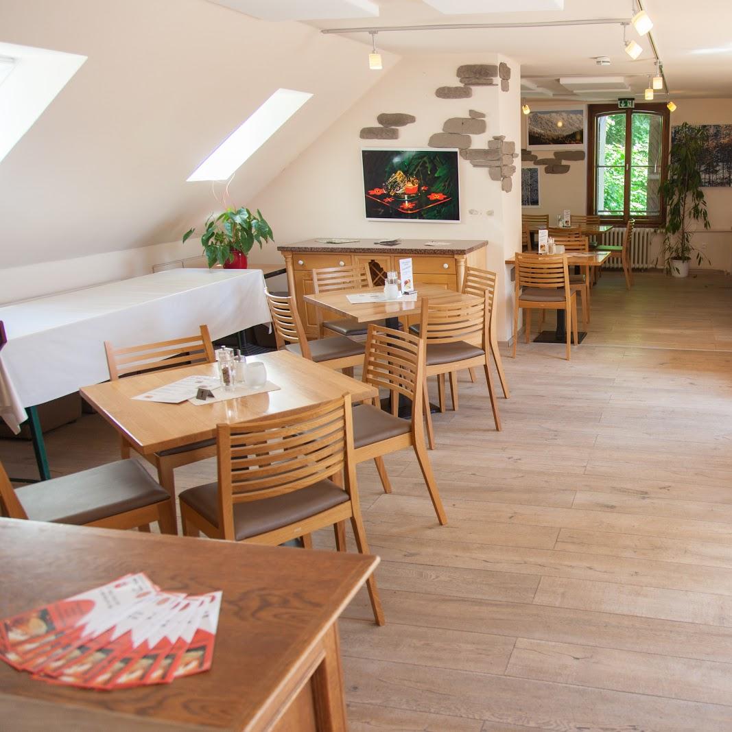 Restaurant "Vulkanbäcker Haas - Café Baumhaus" in Schotten