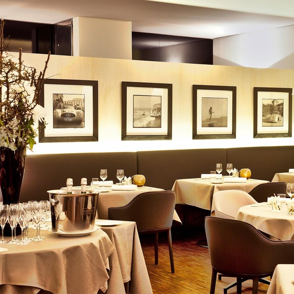 Restaurant "Les Deux -" in München