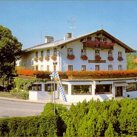 Restaurant "Gasthaus  Zum Goldenen Tal " in  Weyarn