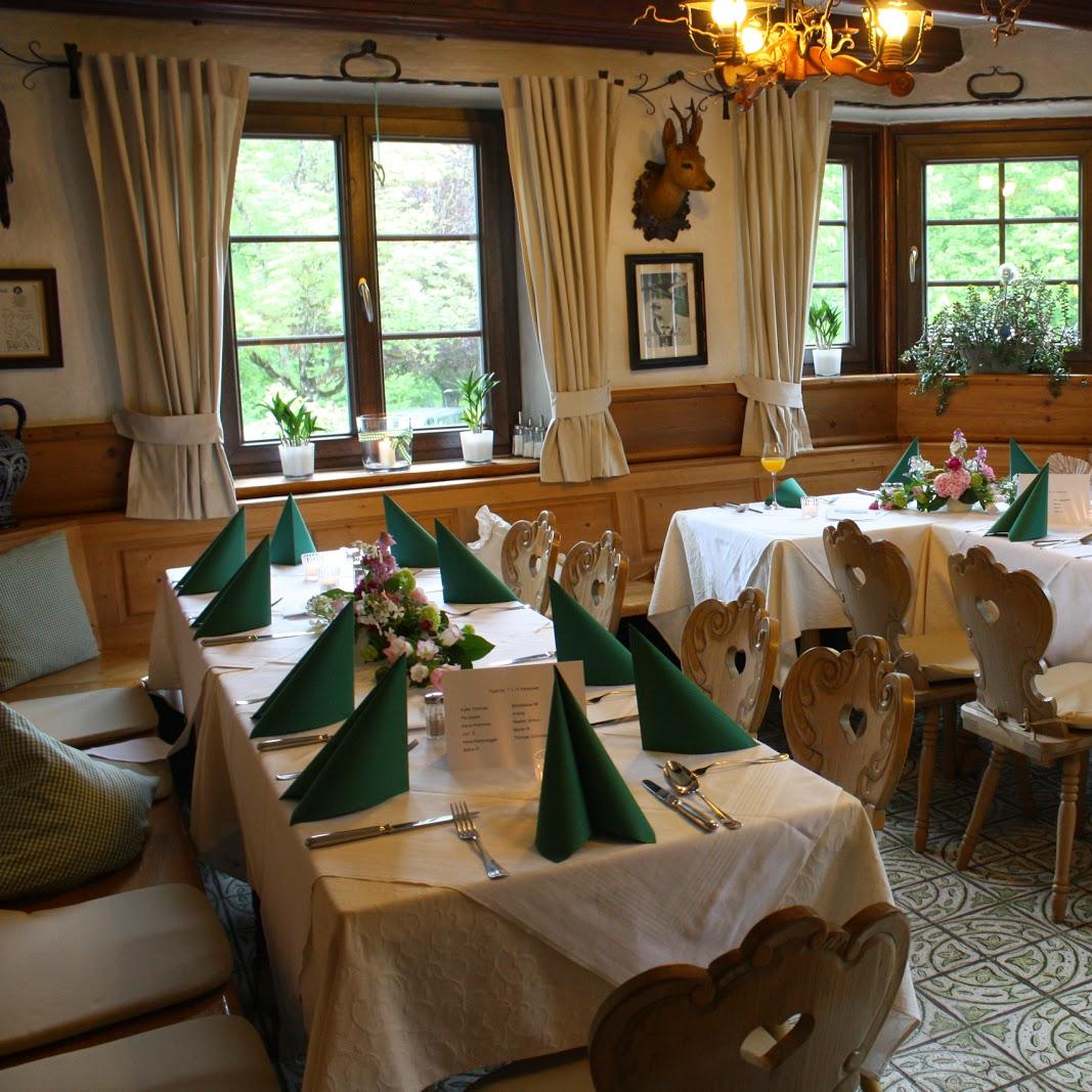 Restaurant "Gasthaus  Zum Goldenen Tal  GmbH" in Weyarn